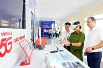 Nghị quyết của Bộ Chính trị về đột phá phát triển khoa học, công nghệ, đổi mới sáng tạo và chuyển đổi số quốc gia