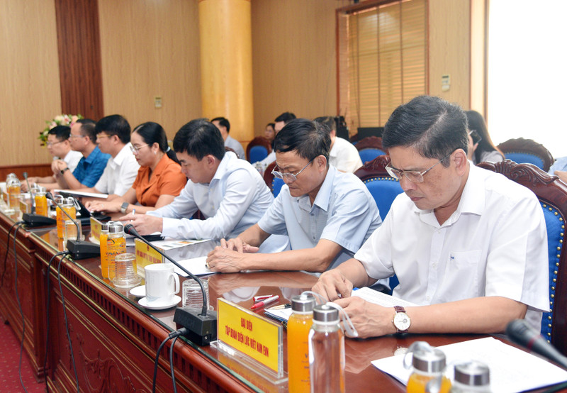Đại biểu dự buổi làm việc. BT Công thương 15.jpg