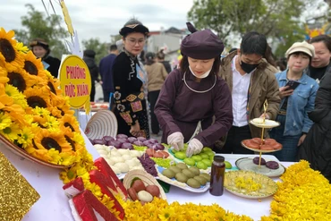 Trải nghiệm hấp dẫn tại Hội thi làm bánh giầy Thành phố Bắc Kạn 