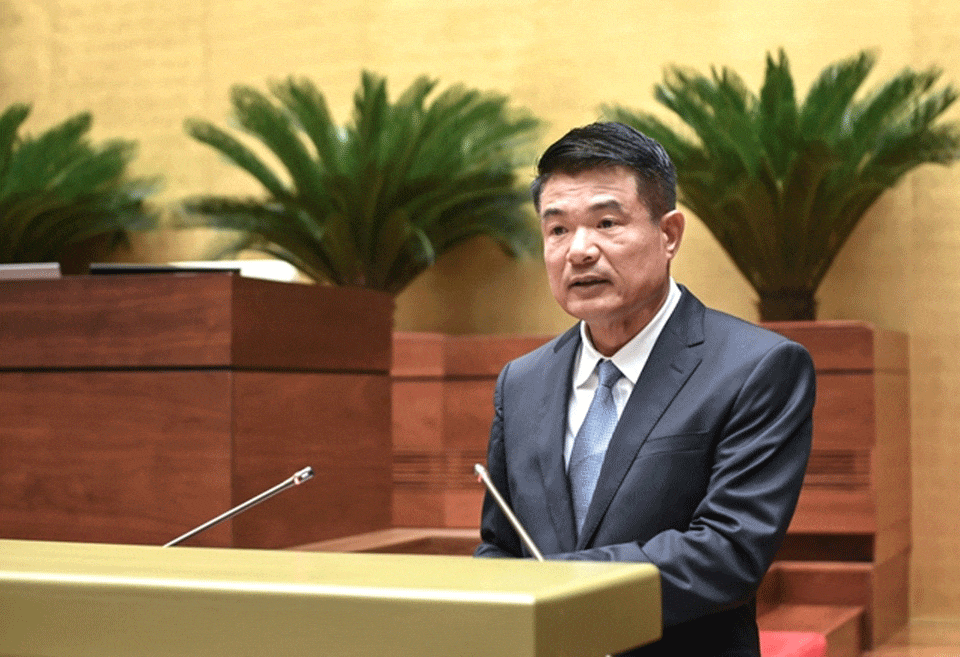 Viện trưởng Viện Kiểm sát nhân dân tối cao Nguyễn Huy Tiến. 54.gif