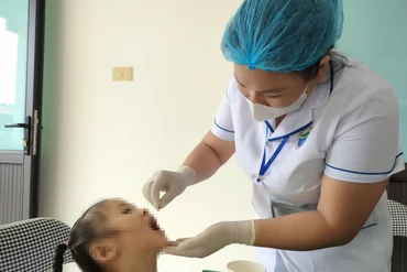Các sản phẩm vitamin A liều cao đang được rao bán tự do là không hợp pháp