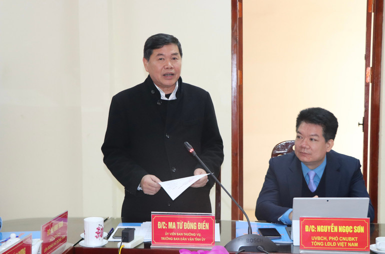Ông Ma Từ Đông Điền, Ủy viên Ban Thường vụ, Trưởng ban Dân vận Tỉnh ủy phát biểu tại Hội nghị. 2c2ed1be-14de-43e9-871b-28e68ff51b78.jpg