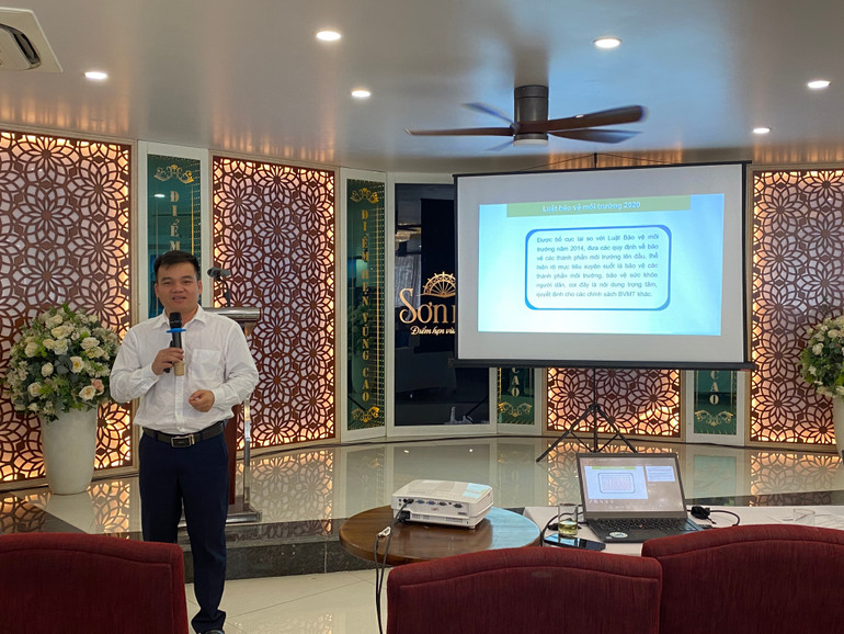 Giảng viên, TS. Phan Quang Thăng, Viện Công nghệ Môi trường, Viện Hàn lâm Khoa học và Công nghệ Việt Nam trình bày một số nội dung cơ bản của Luật Bảo vệ môi trường 2020. 8baec727-26e5-4ad8-b6a9-361b68a8e588-4811.jpeg