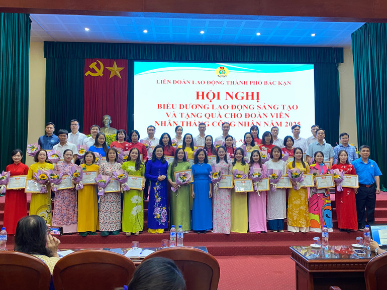 39 lao động sáng tạo được biểu dương. 58a3f602-1026-4ebd-94f5-4adcc9c8df58.jpg