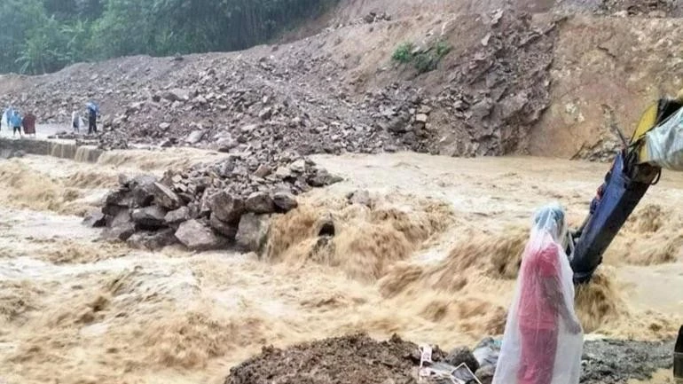 Chủ động ứng phó mưa lớn, ngập lụt, lũ quét và sạt lở đất tại miền núi phía bắc