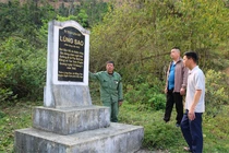 Lủng Sao ghi dấu chân Bác