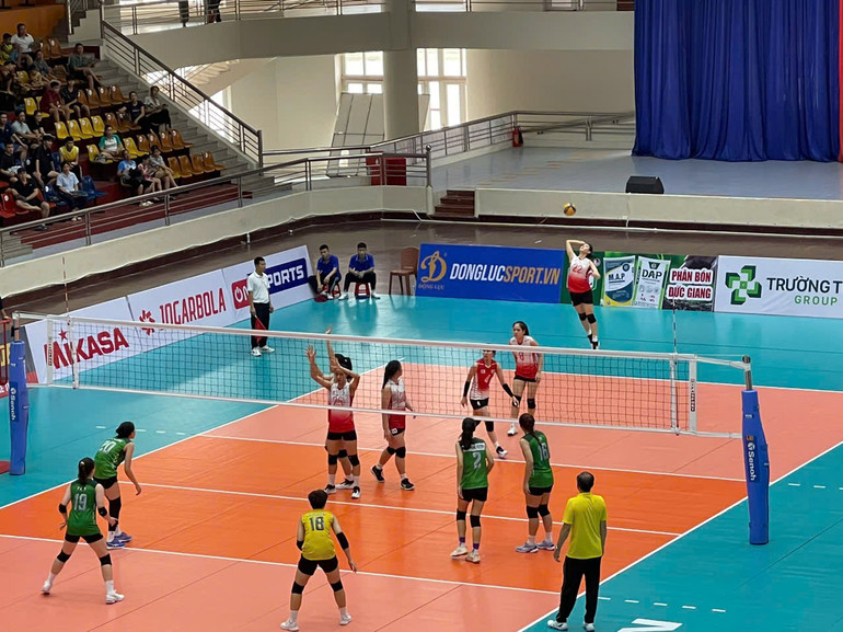 Tinh thần đồng đội giúp BCTT Trường Tươi Bình Phước tự tin bước vào séc đấu thứ 4 z5833256753551_dcc899f928192249951ba435ef3129b0.jpg