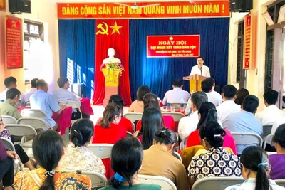 Phó Chủ tịch UBND tỉnh Phạm Duy Hưng dự Ngày hội Đại đoàn kết toàn dân tộc tại thôn Nà Lẹng