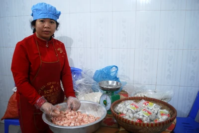 Bánh trời gấc – Đặc sản của người Tày Chợ Đồn