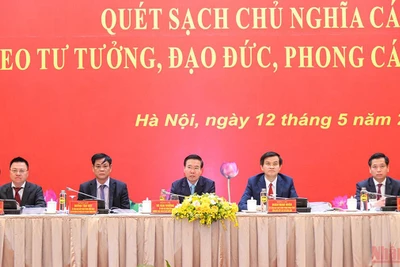 Nâng cao đạo đức cách mạng, quét sạch chủ nghĩa cá nhân theo tư tưởng, đạo đức, phong cách Hồ Chí Minh