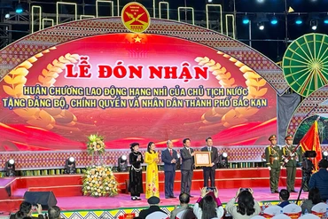Thành phố Bắc Kạn: Phát triển hạ tầng đô thị và kinh tế dịch vụ