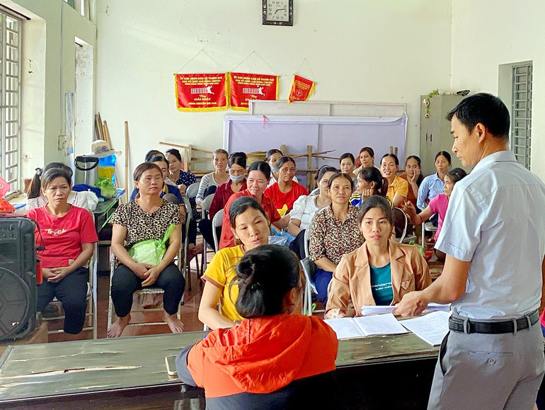 Giờ học lý thuyết một lớp đào tạo nghề do Trung tâm GDNN-GDTX huyện Chợ Mới tổ chức. Nuoi-ga.jpg