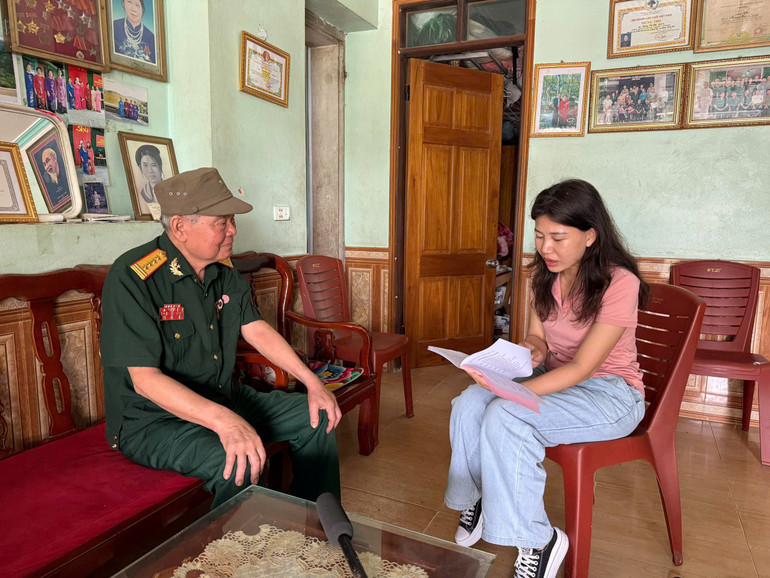 Ông Hoàng Hữu Cảnh chia sẻ cảm xúc về bài thơ Giải phóng Sài Gòn. z6549931537469-482588a3b96ddcf2761b8e92b3036a0c.jpg