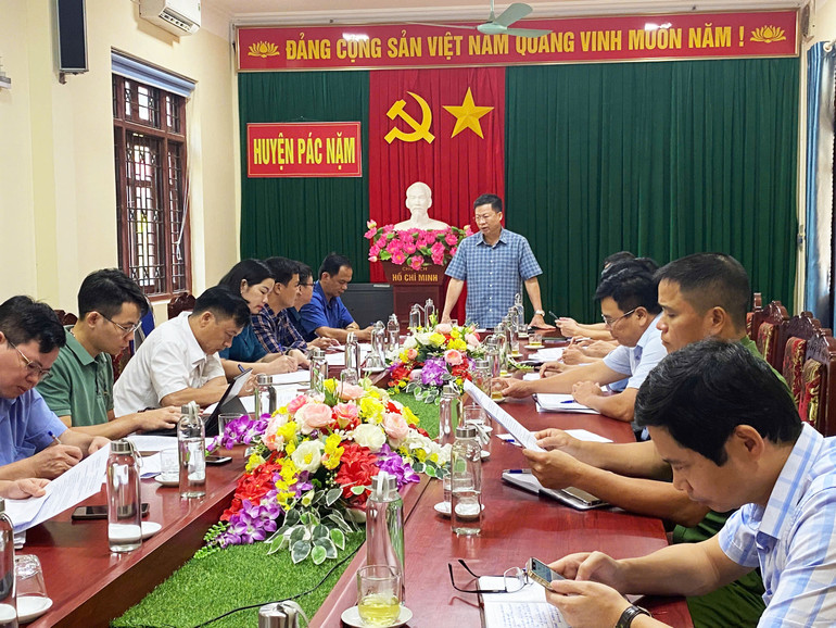 Đồng chí Phạm Duy Hưng, Phó Chủ tịch UBND tỉnh phát biểu kết luận buổi làm việc. 11.jpg