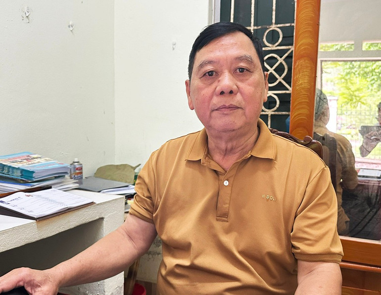 Ông Lường Văn Xiên, thôn Nà Coóc, xã Bộc Bố nêu ý kiến đóng góp vào dự thảo Văn kiện Đại hội lần thứ XIV của Đảng. z6658804462412-84233105b42dbb913ef62b1be84893b0.jpg