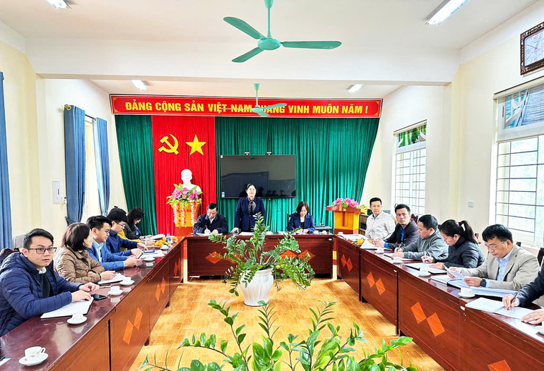 Đoàn công tác làm việc, thảo luận làm rõ thêm một số nội dung theo chương trình công tác. 111.jpg