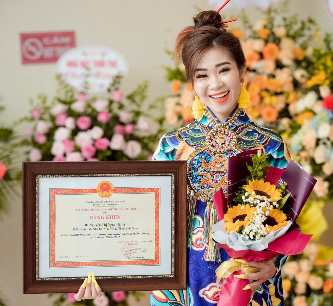 Ca sĩ Hà Myo được đề cử trong danh sách 20 cá nhân “Gương mặt trẻ Việt Nam tiêu biểu” liên tiếp 2 năm 2021 và 2022.