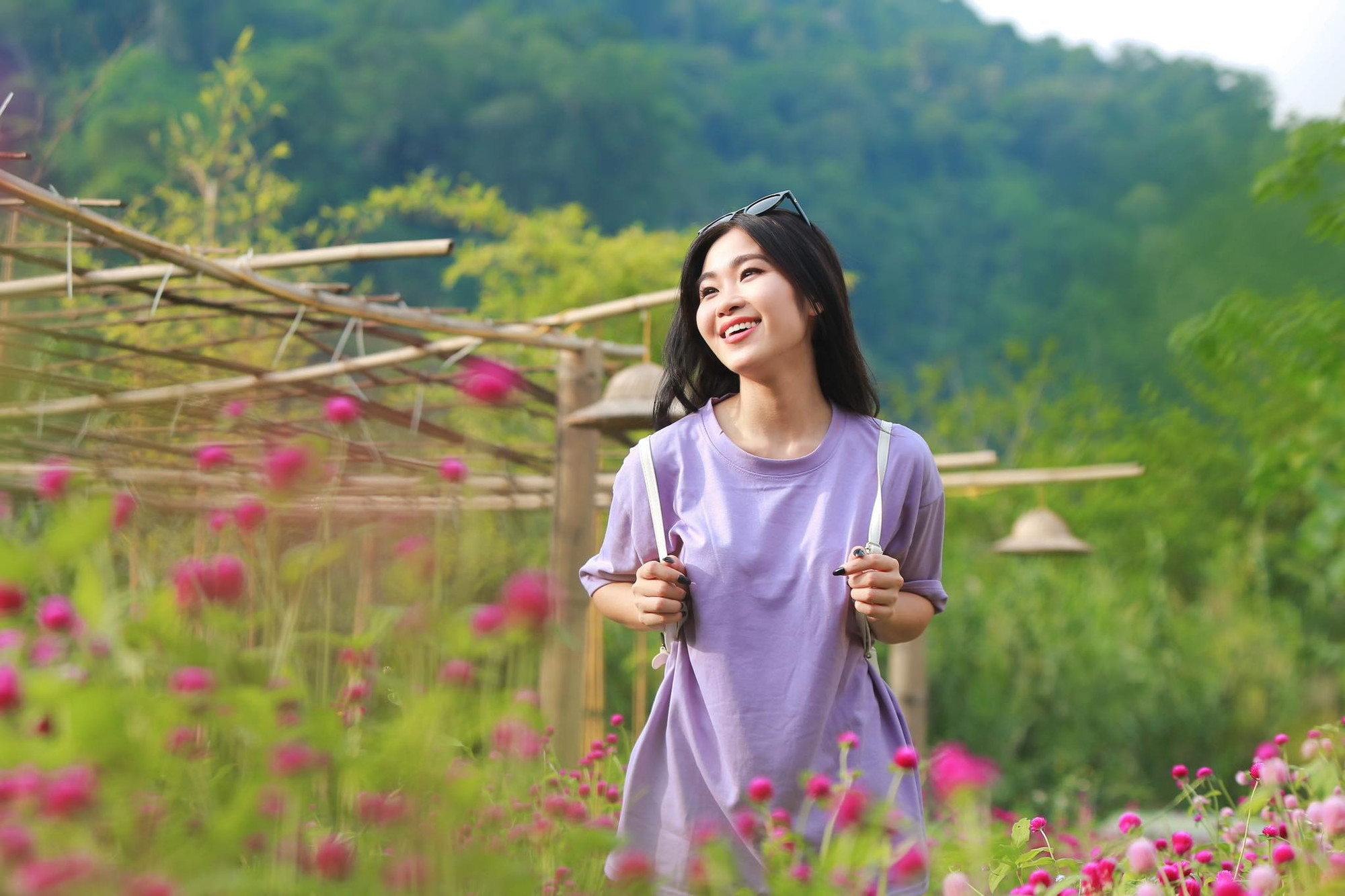 Một số hình ảnh ca sĩ Hà Myo check-in tại Homstay Bản Cám, một điểm du lịch trải nghiệm xinh đẹp ven hồ Ba Bể.