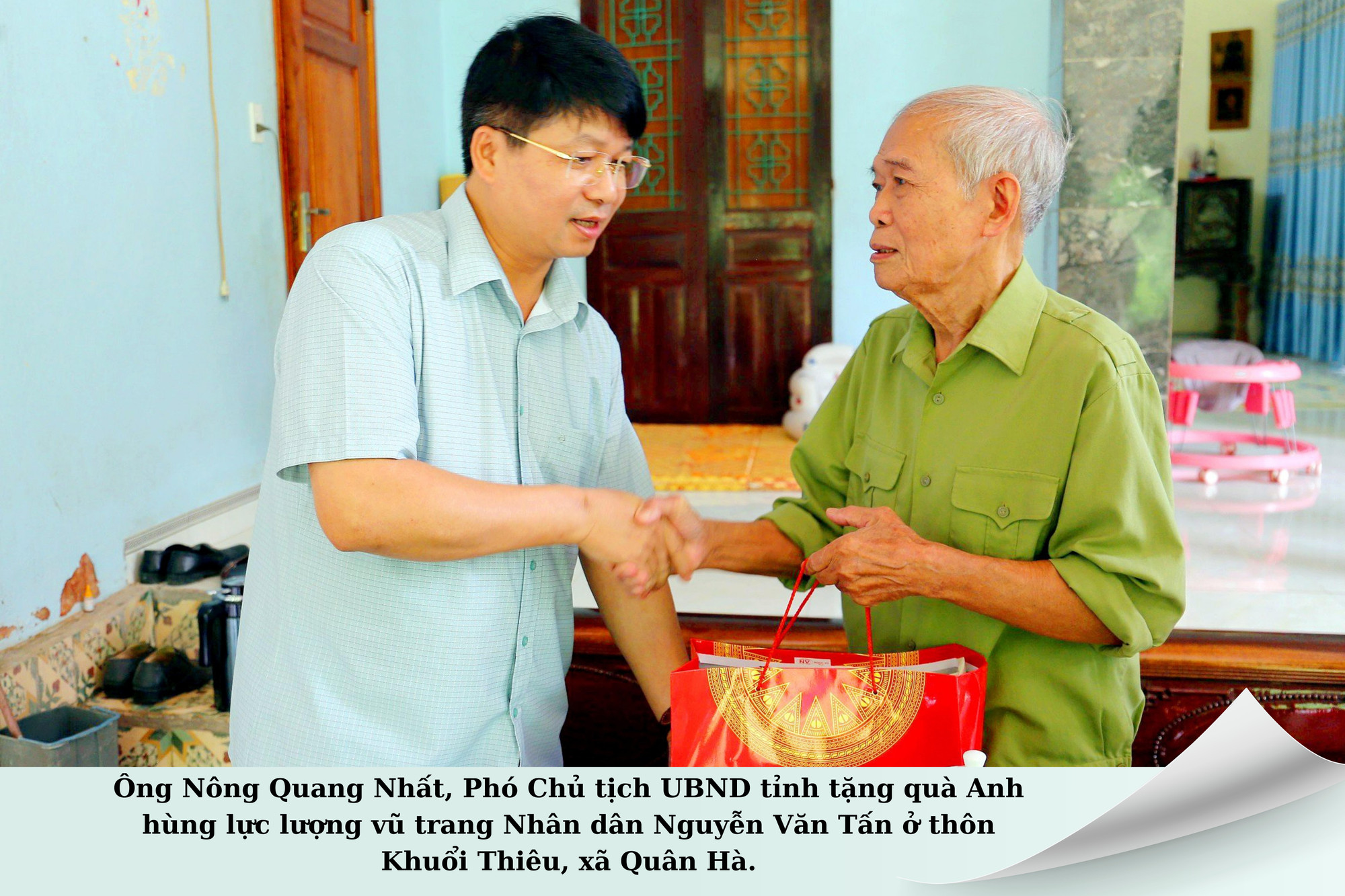 Thêm tiêu đề phụ.jpg