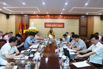 Đồng chí Hoàng Thu Trang, Phó Chủ tịch UBND tỉnh, Trưởng Ban đại diện HĐQT NHCSXH tỉnh chủ trì phiên họp quý I năm 2025.