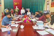 Đoàn giám sát của HĐND tỉnh làm việc với xã Thuần Mang (Ngân Sơn).