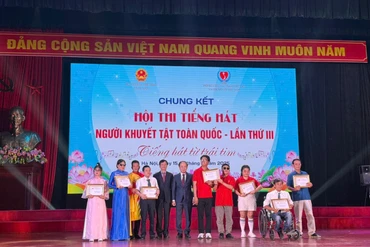 Đại biểu Bắc Kạn đạt giải Vàng tại Hội thi Tiếng hát Người khuyết tật toàn quốc lần thứ III