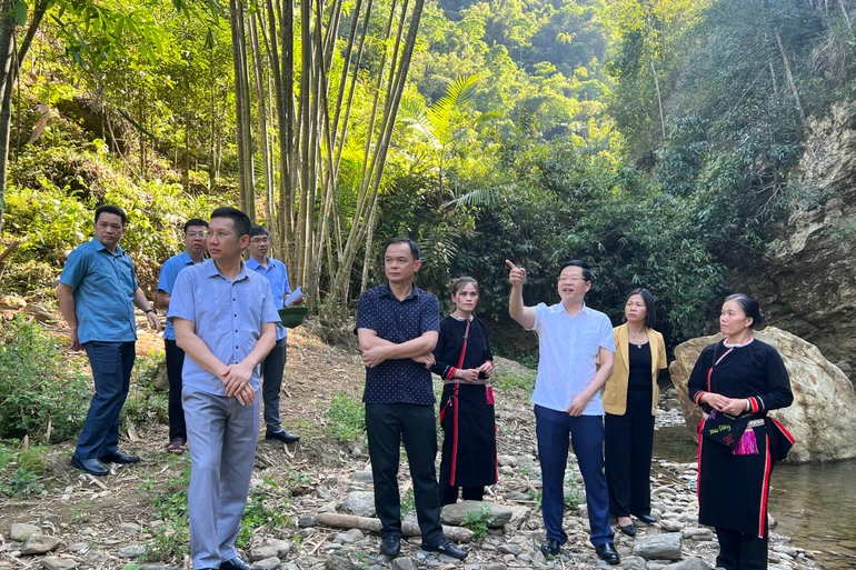 Phó Chủ tịch Thường trực UBND tỉnh Bắc Kạn kiểm tra tiến độ một số dự án tại Pác Nặm
