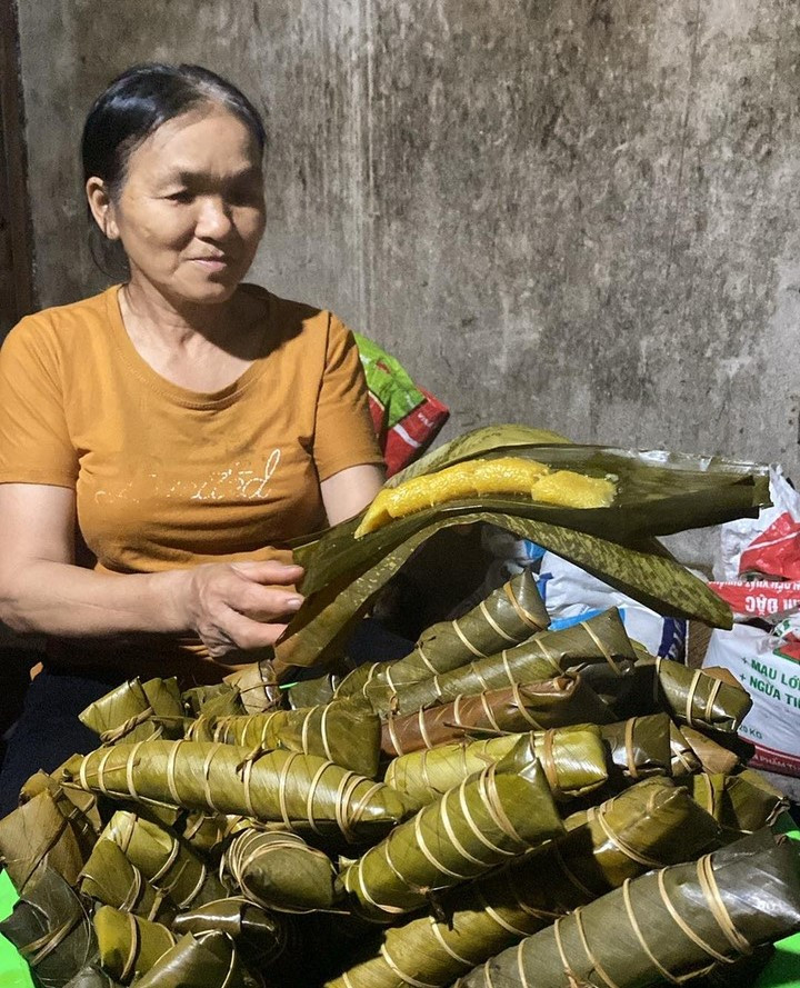 Bánh gio là món ăn không thể thiếu của bà con dân tộc Tày tỉnh Bắc Kạn trong dịp Tết Đoan Ngọ. banh gio 1.jpg