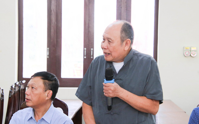 Ông Hoàng Văn Thủ, phố Đầu Cầu, thị trấn Phủ Thông, huyện Bạch Thông, đại diện người cao tuổi tại địa phương góp ý kiến đối với Dự án. Nguoi cao tuoi.jpg