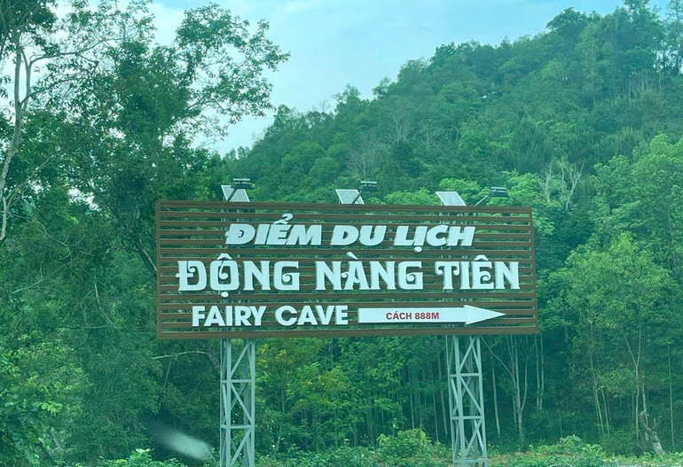 Đường vào Động Nàng Tiên. z5395611344804_58942859e81cdf875c11169250ada030.jpg