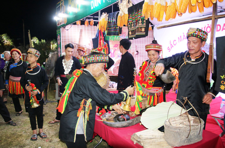 Không gian văn hóa người Dao tại "Tuần Văn hóa - Du lịch Bắc Kạn".