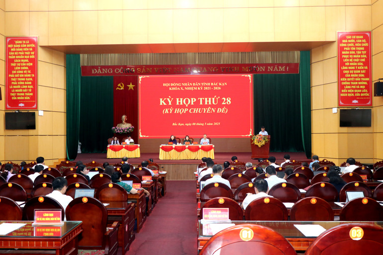 Kỳ họp thứ 28, HĐND tỉnh Bắc Kạn khóa X. img-9312.jpg