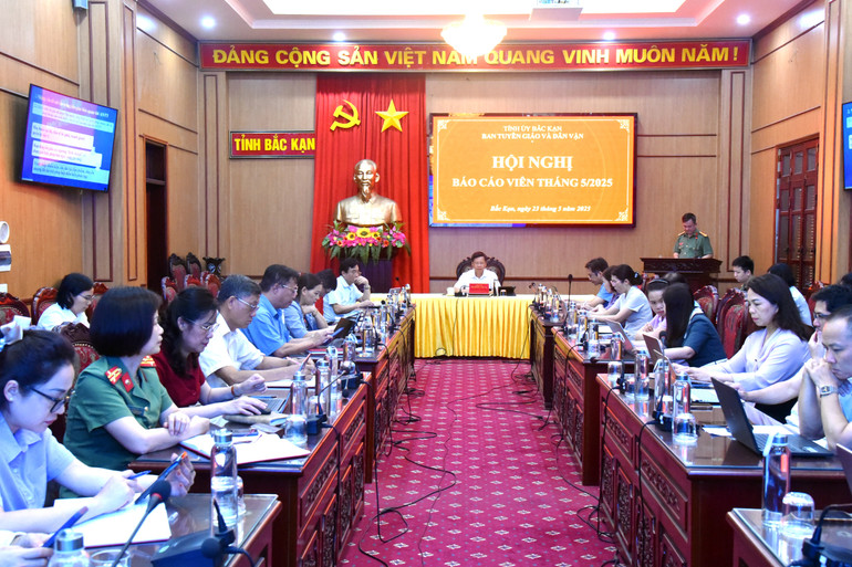 Hội nghị Báo cáo viên cấp tỉnh tháng 5/2025. dsc-2626.jpg
