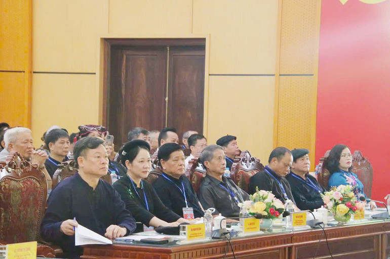 Các đại biểu tham dự Đại hội. z5944813760471-f135c50208bde9fd42817102529e56aa-3381.jpg