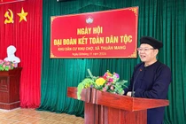 Phó Chủ tịch Thường trực UBND tỉnh Đinh Quang Tuyên dự Ngày hội Đại đoàn kết toàn dân tộc thôn Khu Chợ, xã Thuần Mang